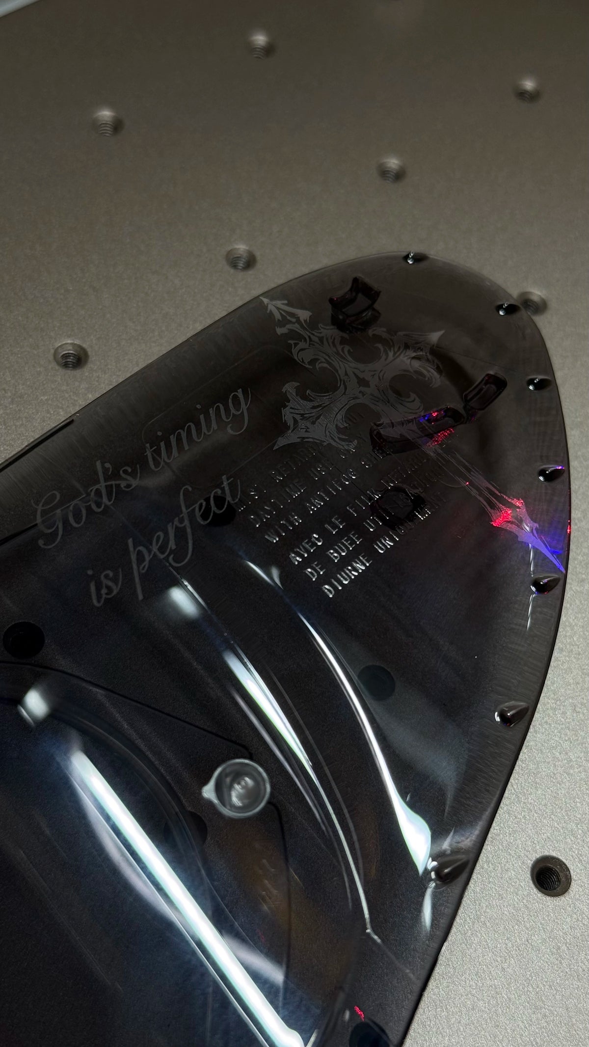 gravure laser moto